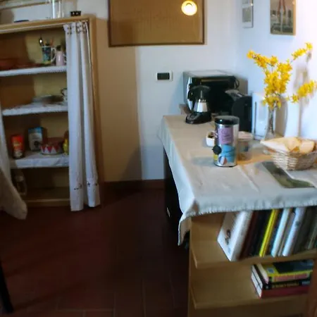 Olivella Nocleg ze śniadaniem Mezzane di Sotto